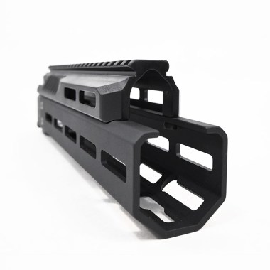 Кузня Мордора - Жнец 12 для АК12 Комплект цевье, барелнат, накладка на газоотводную трубку - Чёрный Кузня Мордора - Жнец 12 для АК12 Комплект цевье, барелнат, накладка на газоотводную трубку - Чёрный