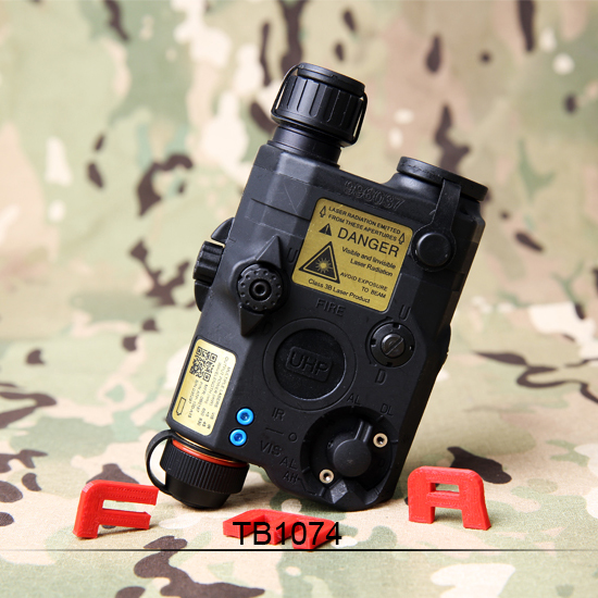 FMA - PEQ LA5-C Upgrade Version LED White light + Red laser with IR Lensess - Black FMA - PEQ LA5-C Upgrade Version LED White light + Red laser with IR Lensess - Black